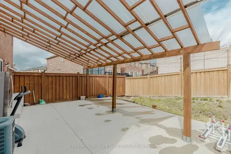 265 Brussels Avenue Brampton ON L6Z 0G4