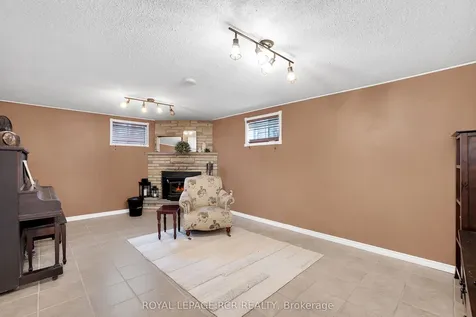 112 Abell Drive Brampton ON L6V 2Z8