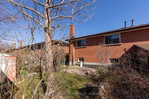 112 Abell Drive Brampton ON L6V 2Z8