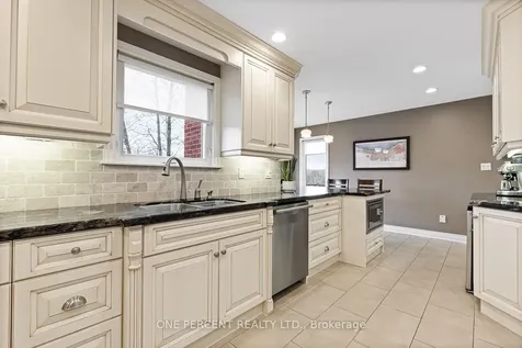 61 Street Michaels Crescent Caledon ON L7E 5Y9