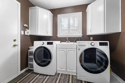 61 Street Michaels Crescent Caledon ON L7E 5Y9