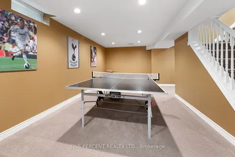 61 Street Michaels Crescent Caledon ON L7E 5Y9