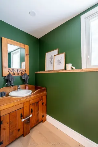 50 Lorne Street Caledon ON L7C 1L4