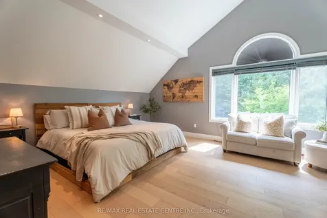 50 Lorne Street Caledon ON L7C 1L4