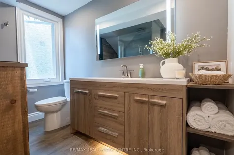 50 Lorne Street Caledon ON L7C 1L4