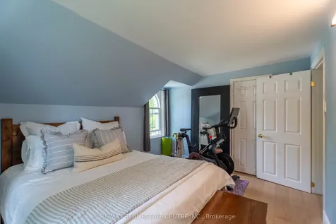 50 Lorne Street Caledon ON L7C 1L4