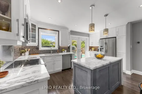 132 Bartley Bull Parkway Brampton ON L6W 2J9