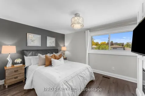 132 Bartley Bull Parkway Brampton ON L6W 2J9