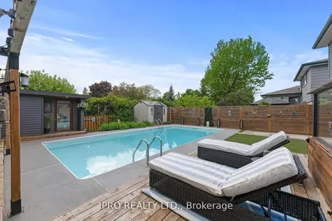 132 Bartley Bull Parkway Brampton ON L6W 2J9