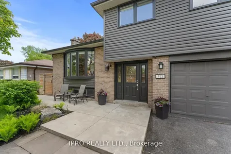 132 Bartley Bull Parkway Brampton ON L6W 2J9