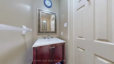 11 Kitto Court Brampton ON L6Y 5A9