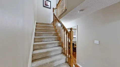 11 Kitto Court Brampton ON L6Y 5A9
