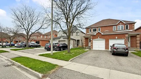 11 Kitto Court Brampton ON L6Y 5A9