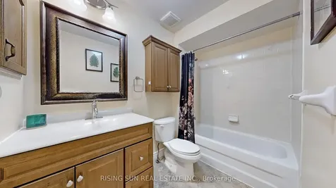 11 Kitto Court Brampton ON L6Y 5A9