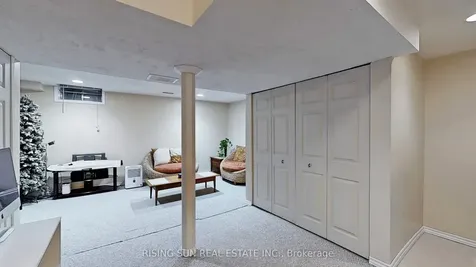 11 Kitto Court Brampton ON L6Y 5A9