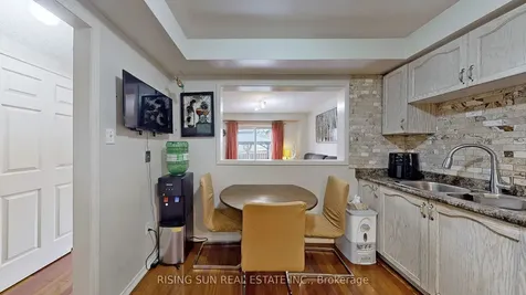 11 Kitto Court Brampton ON L6Y 5A9