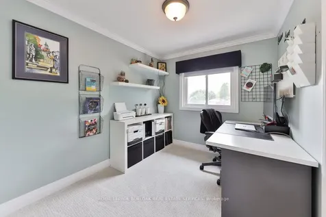 1496 Clinton Court Burlington ON L7M 1N2