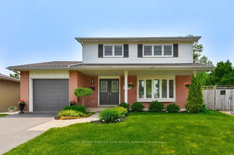 1496 Clinton Court Burlington ON L7M 1N2