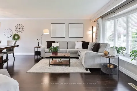 1496 Clinton Court Burlington ON L7M 1N2