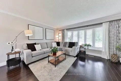 1496 Clinton Court Burlington ON L7M 1N2