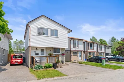 30 Gold Pine Court Brampton ON L6S 2K6