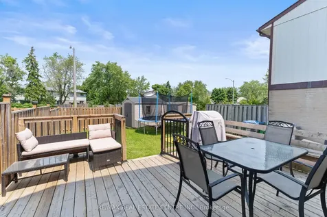 30 Gold Pine Court Brampton ON L6S 2K6