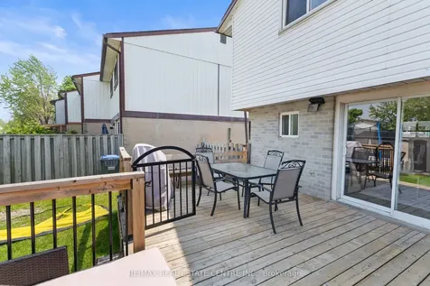 30 Gold Pine Court Brampton ON L6S 2K6