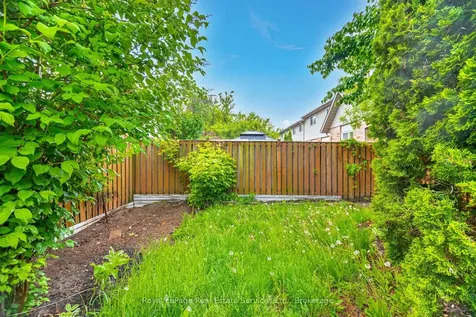 1263 Walker's Line Burlington ON L7M 4N8