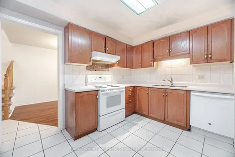 1263 Walker's Line Burlington ON L7M 4N8