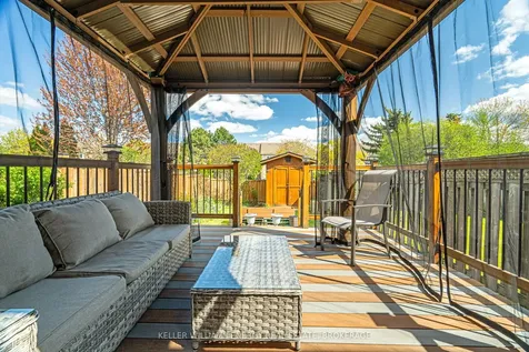 19 Woodstream Avenue Brampton ON L6R 1M7