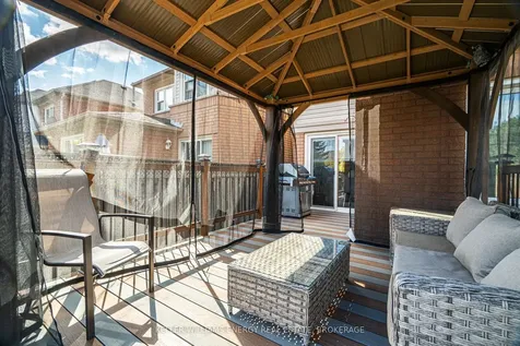 19 Woodstream Avenue Brampton ON L6R 1M7