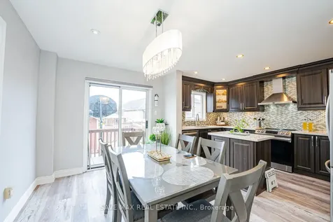 6 Weather Vane Lane Brampton ON L6X 2R5