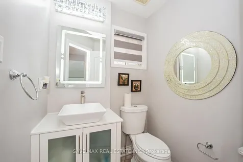 6 Weather Vane Lane Brampton ON L6X 2R5