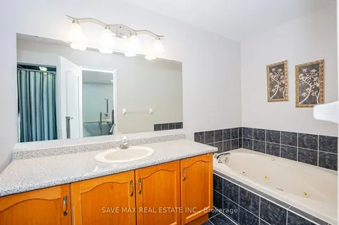 6 Weather Vane Lane Brampton ON L6X 2R5