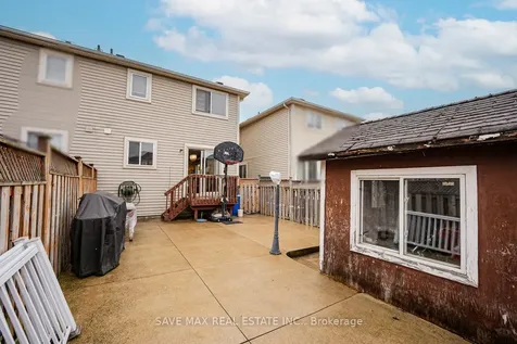 6 Weather Vane Lane Brampton ON L6X 2R5