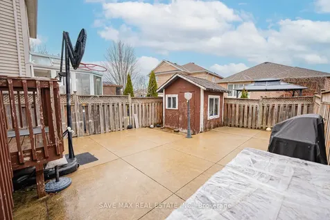 6 Weather Vane Lane Brampton ON L6X 2R5