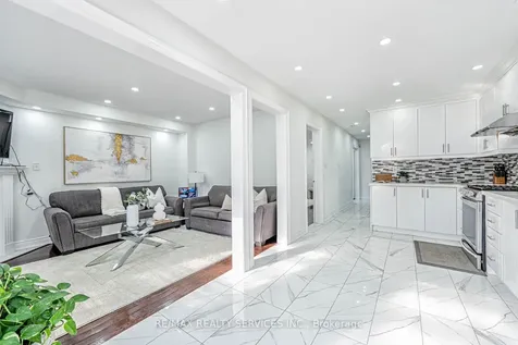 204 Lockwood Road Brampton ON L6Y 4Y4