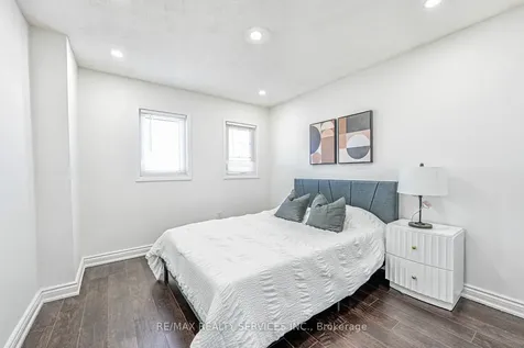 204 Lockwood Road Brampton ON L6Y 4Y4