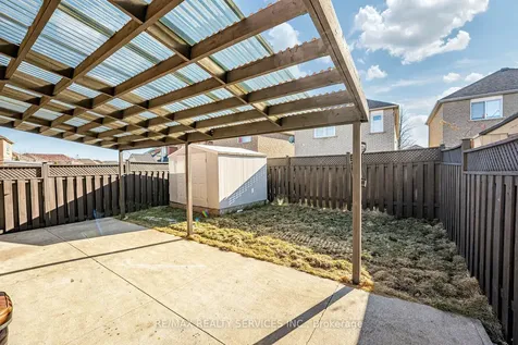 204 Lockwood Road Brampton ON L6Y 4Y4