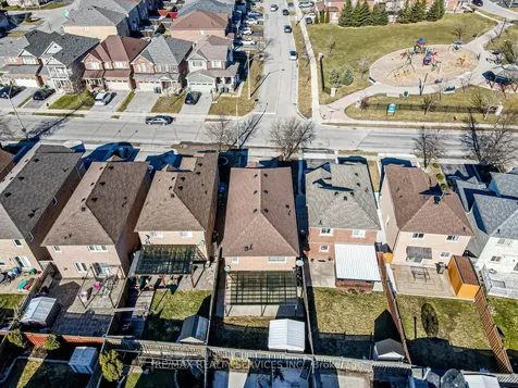 204 Lockwood Road Brampton ON L6Y 4Y4