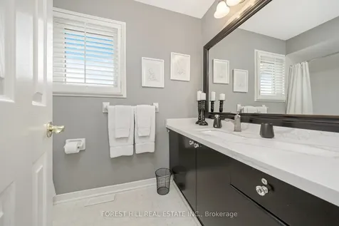 85 Hutton Crescent Caledon ON L7C 1A7