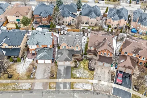 85 Hutton Crescent Caledon ON L7C 1A7