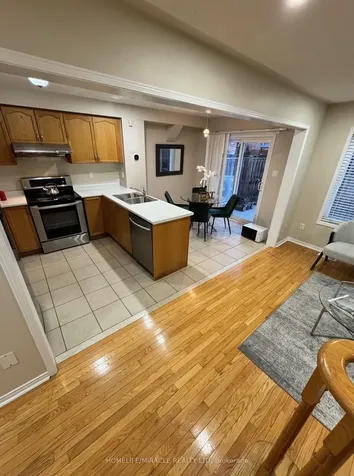 8 Silver Egret Road Brampton ON L7A 2Z9