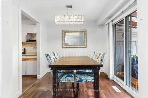 276 Royal Salisbury Way Brampton ON L6V 3H4