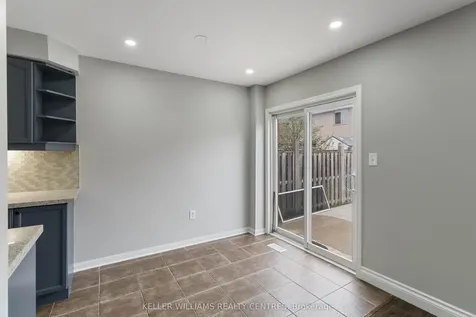 20 Parisian Road Brampton ON L6P 2S8