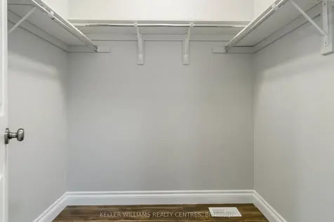 20 Parisian Road Brampton ON L6P 2S8