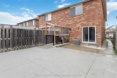 20 Parisian Road Brampton ON L6P 2S8