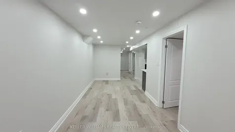 20 Parisian Road Brampton ON L6P 2S8