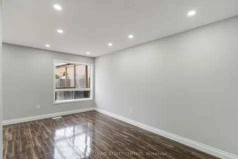 20 Parisian Road Brampton ON L6P 2S8