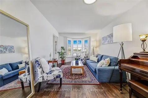 2430 Alder Drive Burlington ON L7P 4X2